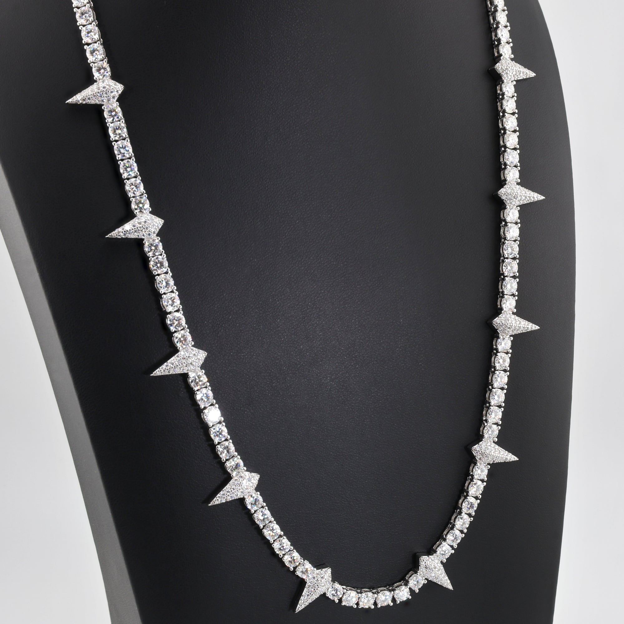 Executive Cut (4MM) White Viper Tennis Necklace