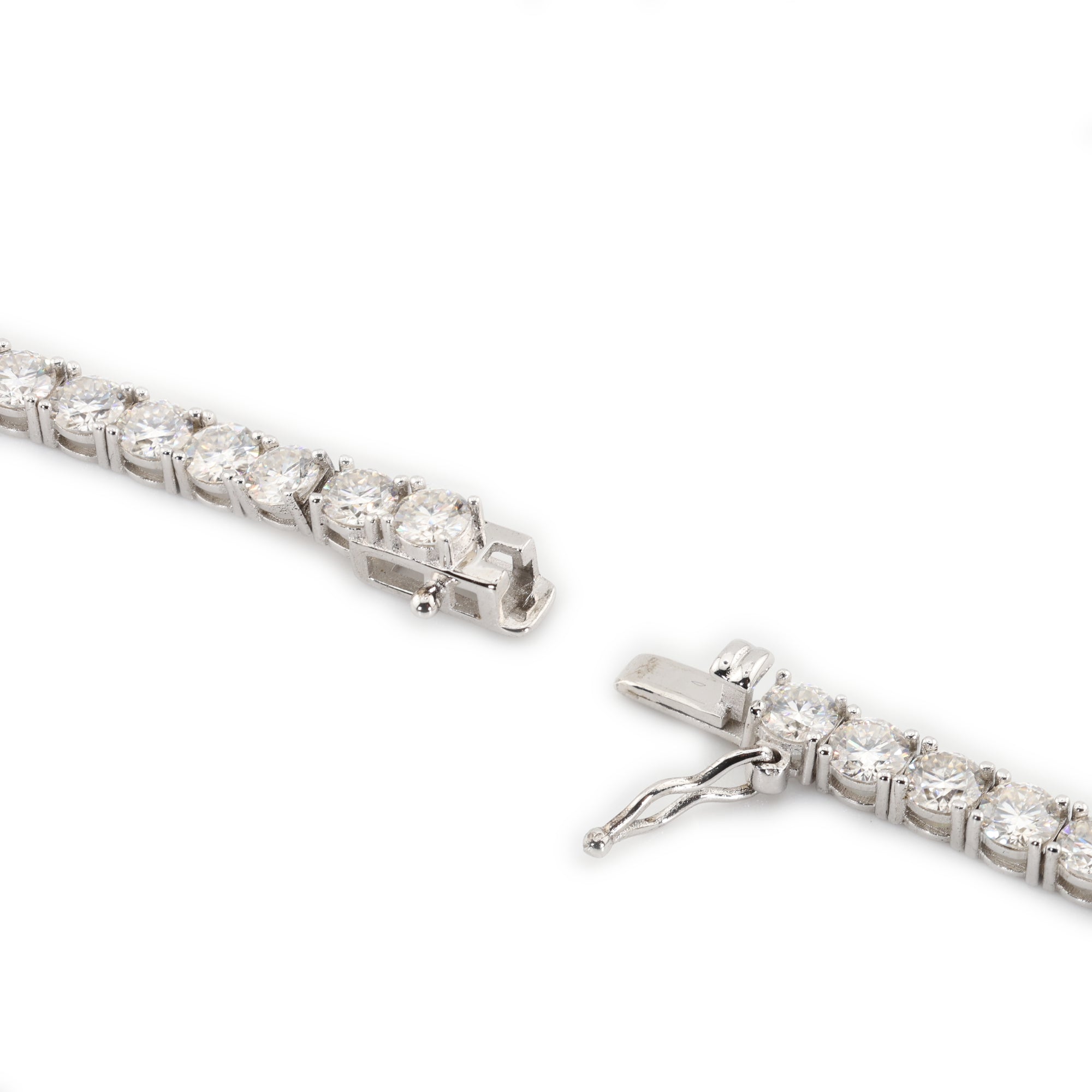 Executive Cut (4MM) Glacier White Tennis Necklace