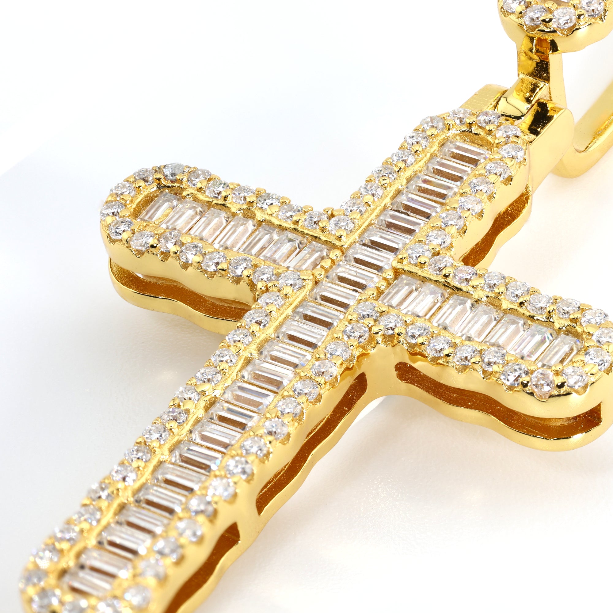 Aurelius Radiance Cross Pendant