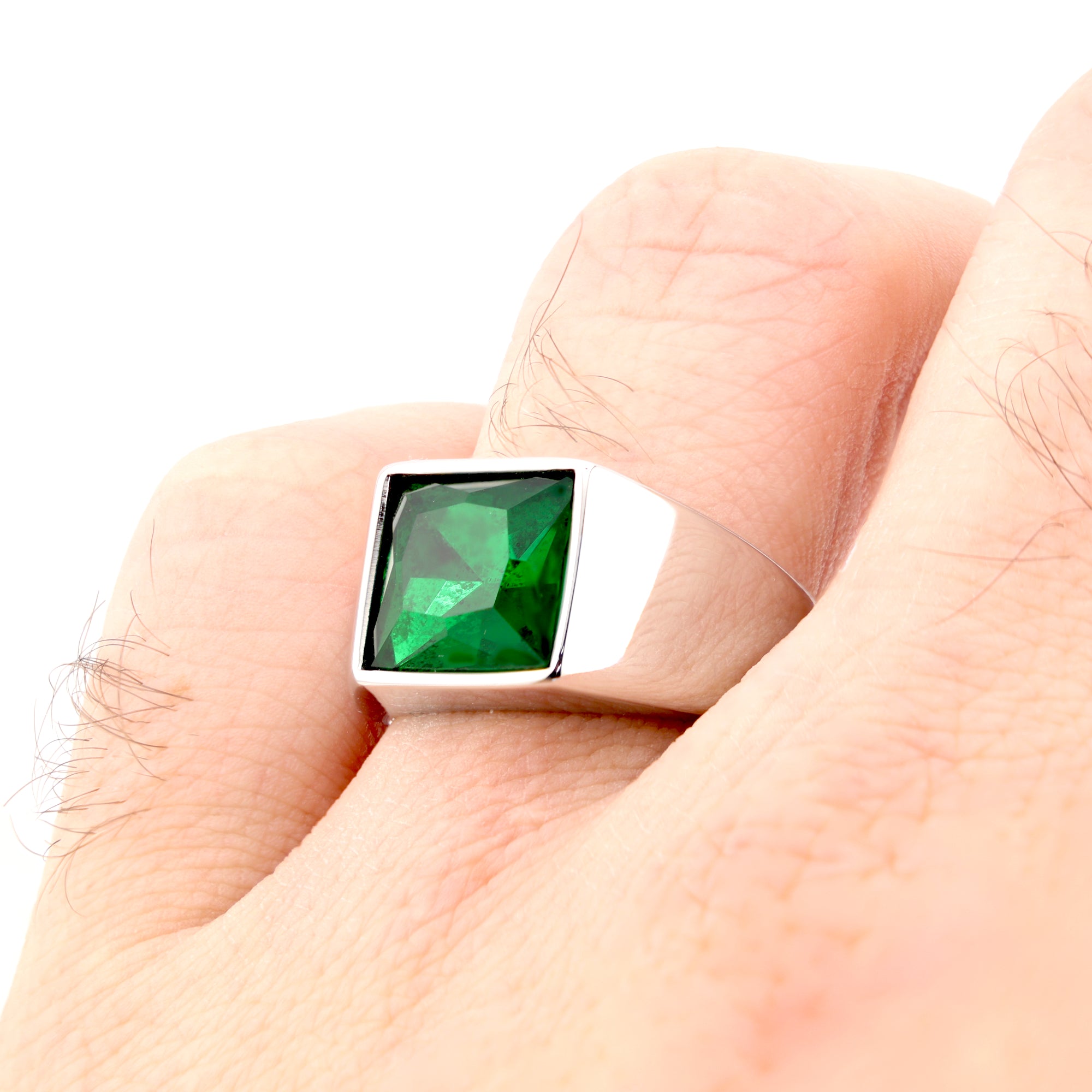 Emerald Sovereign Signet