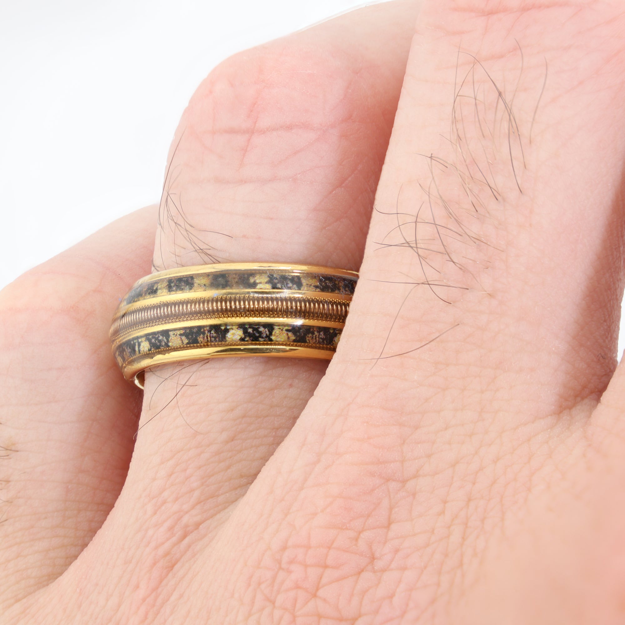 Resonance Gold Band