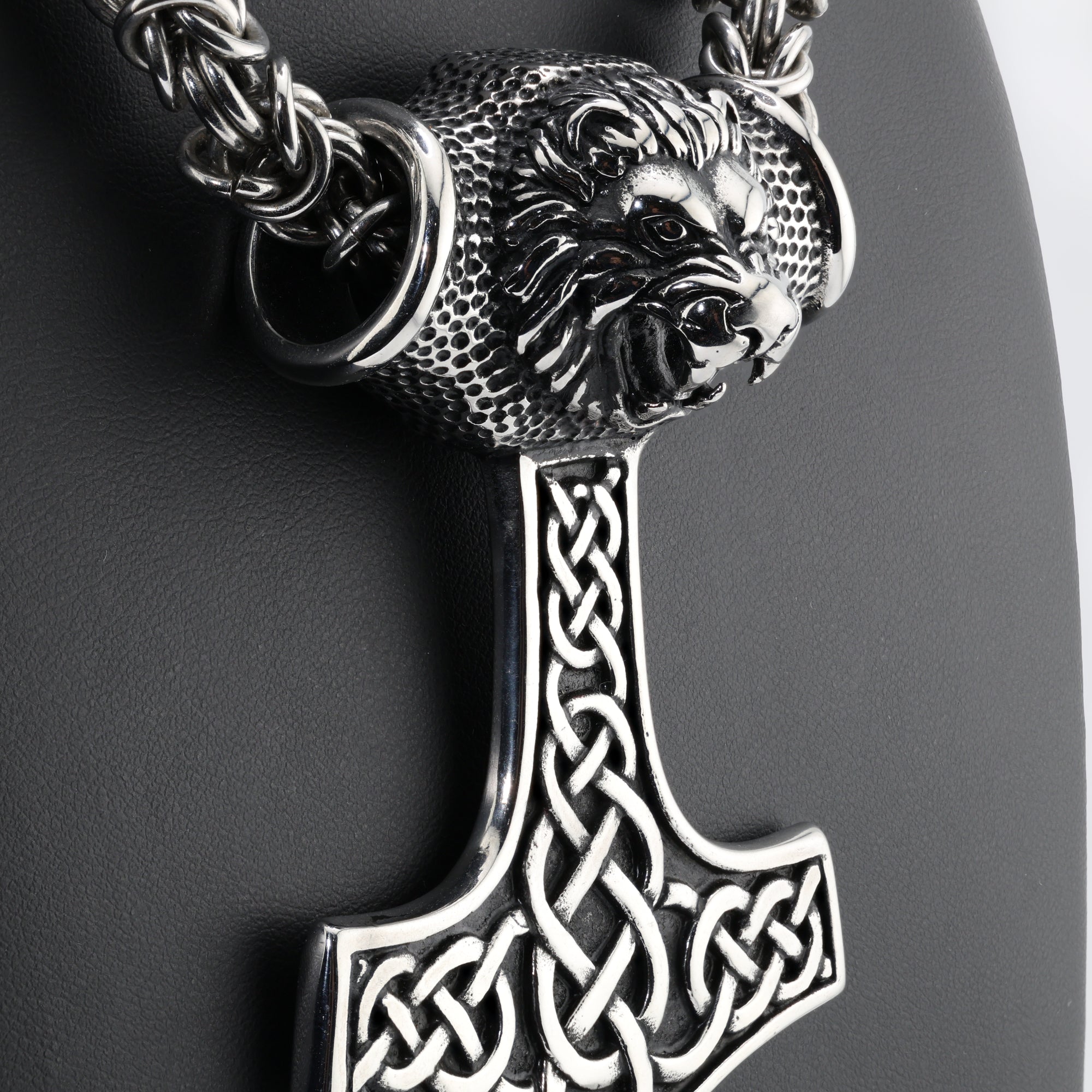 Fenrir's Thunder