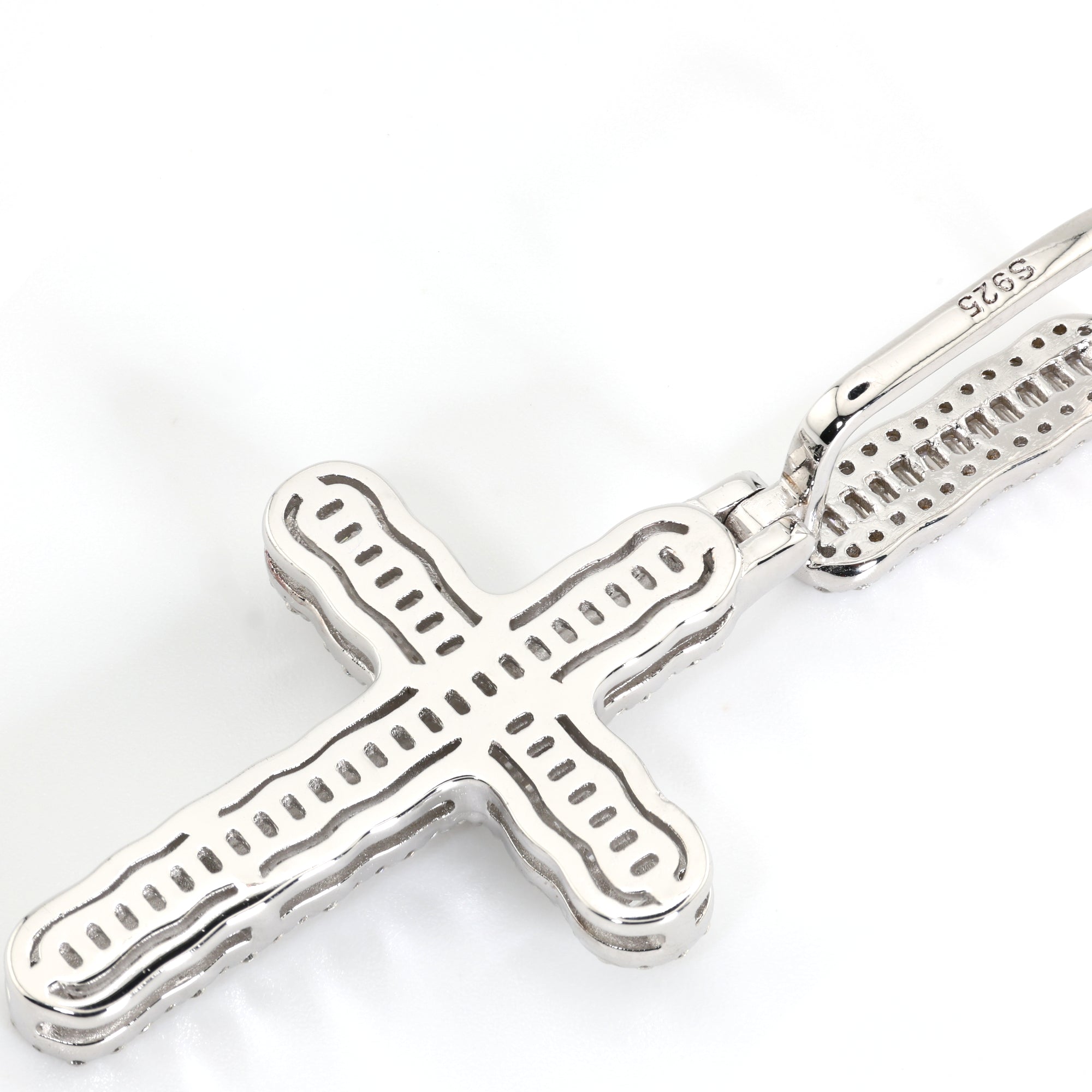 Argentum Radiance Cross Pendant